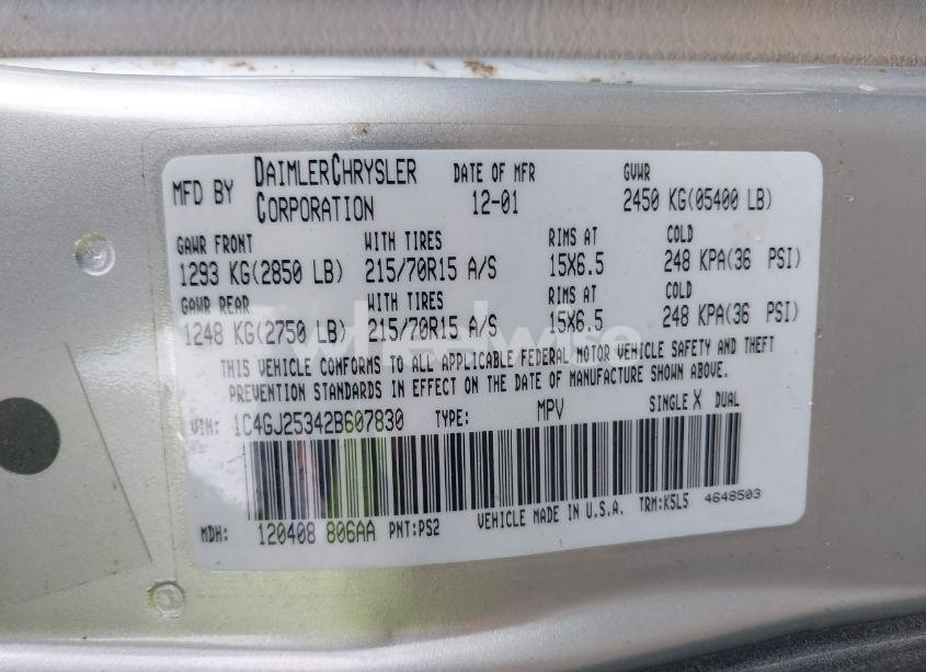 Photo 9 of 2002 Chrysler Voyager (VIN 1C4GJ25342B607830)