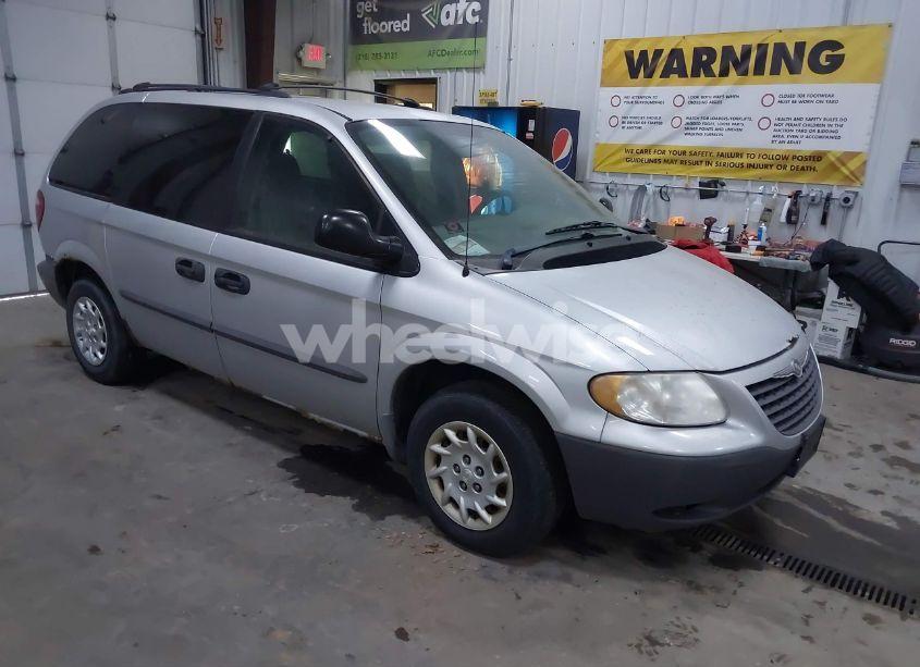 2002 Chrysler Voyager (VIN 1C4GJ25372B738475) main photo