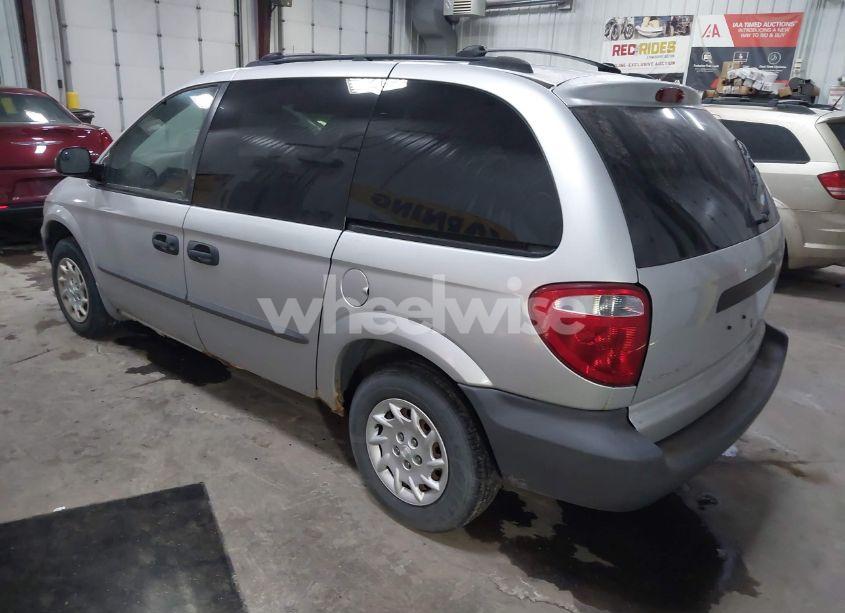 Photo 3 of 2002 Chrysler Voyager (VIN 1C4GJ25372B738475)