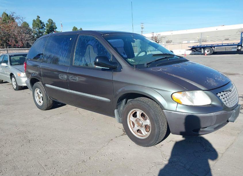 2002 Chrysler Voyager (VIN 1C4GJ25B42B530139) main photo