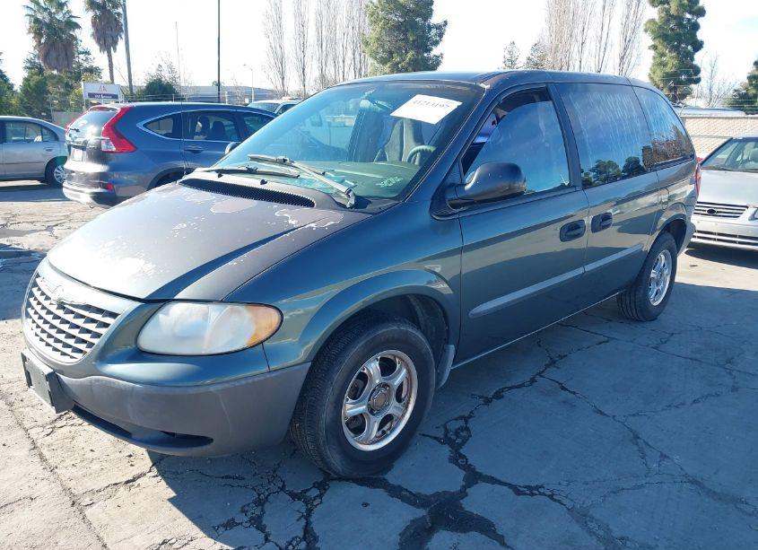 Photo 2 of 2002 Chrysler Voyager (VIN 1C4GJ25B42B530139)