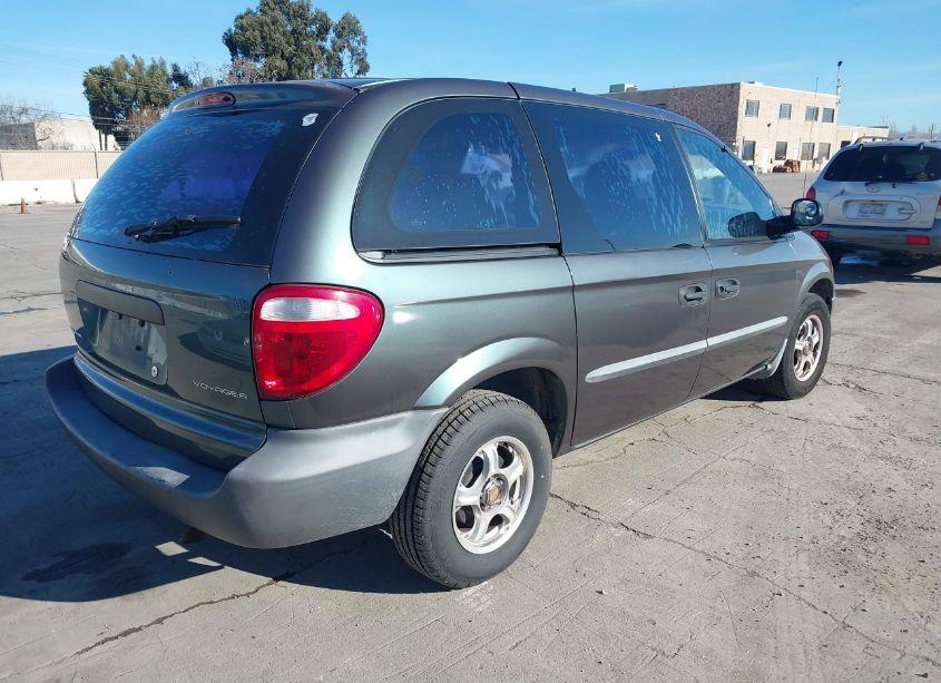 Photo 4 of 2002 Chrysler Voyager (VIN 1C4GJ25B42B530139)