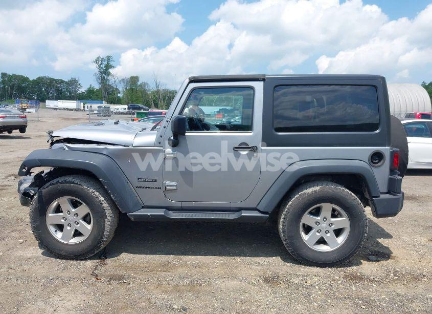 Photo 15 of 2014 Jeep Wrangler SPORT (VIN 1C4GJWAG1EL289034)