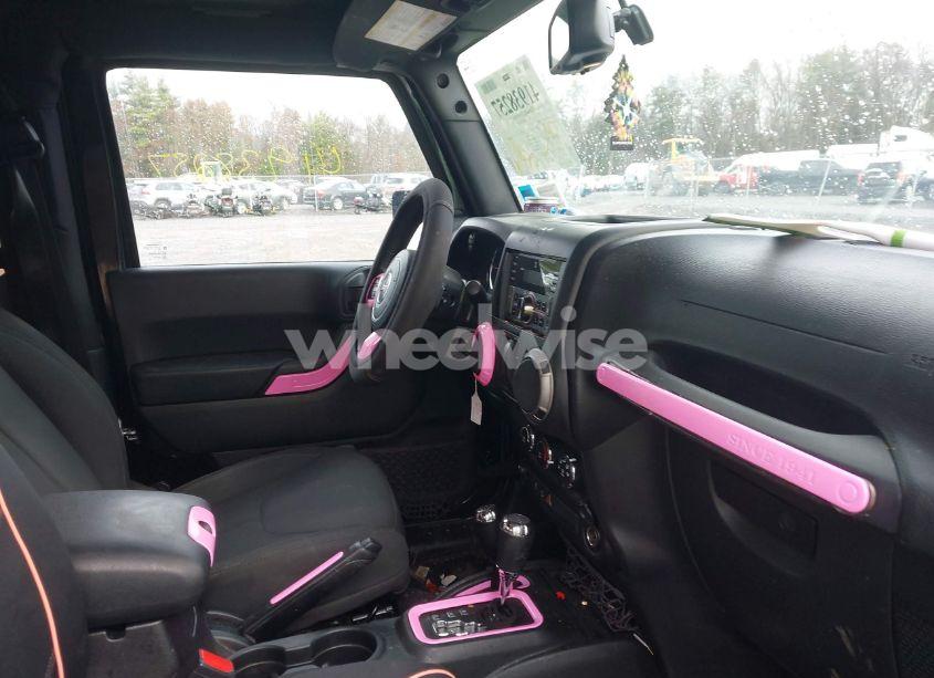 Photo 5 of 2017 Jeep Wrangler SPORT 4X4 (VIN 1C4GJWAG1HL502374)