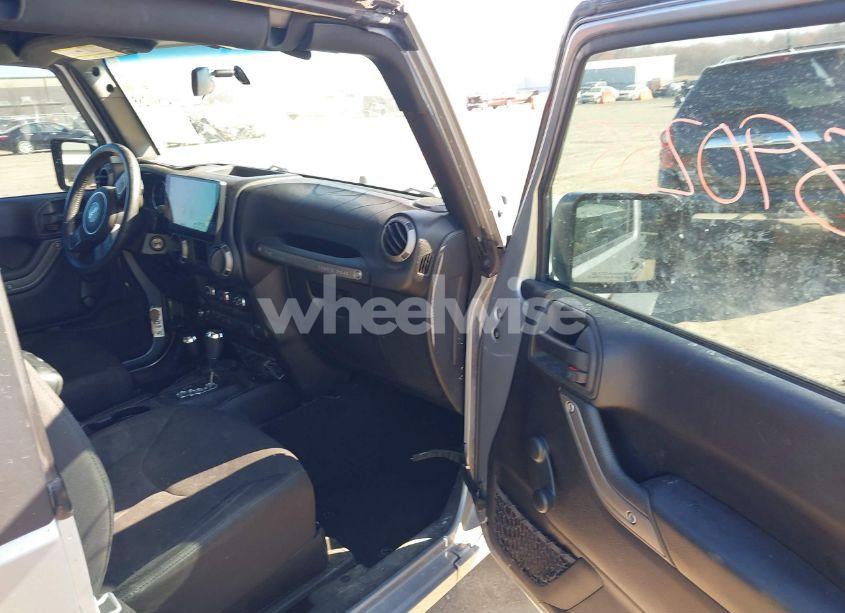 Photo 5 of 2016 Jeep Wrangler SPORT (VIN 1C4GJWAG6GL146356)