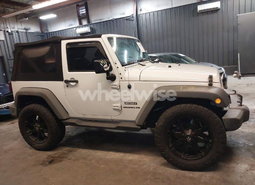 Photo 13 of 2016 Jeep Wrangler SPORT (VIN 1C4GJWAG6GL296872)