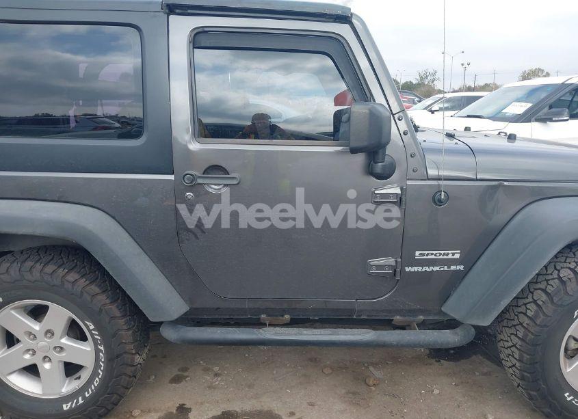Photo 12 of 2014 Jeep Wrangler SPORT (VIN 1C4GJWAG7EL299230)