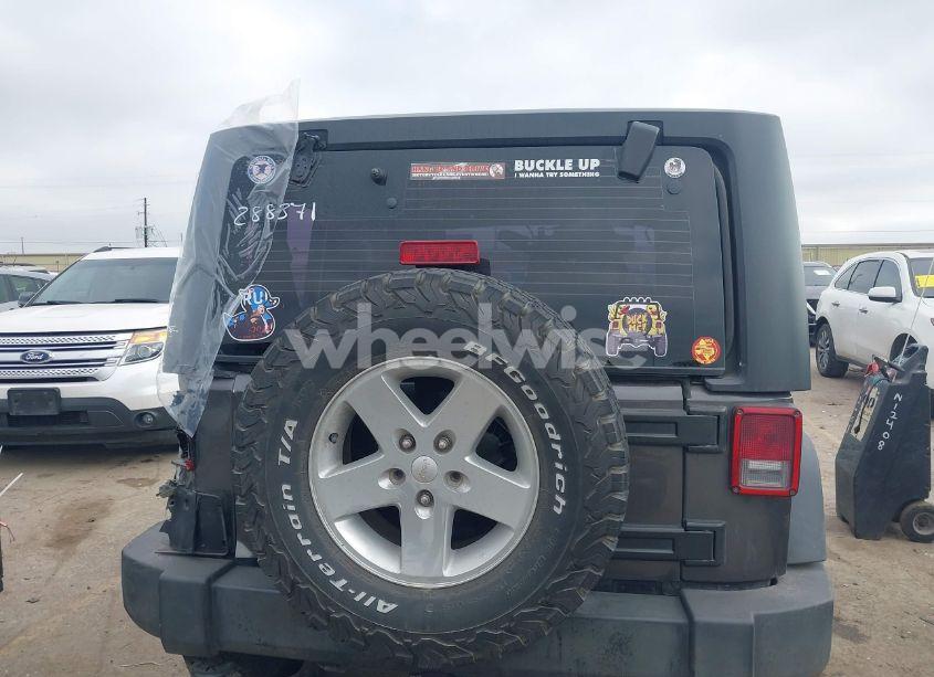 Photo 15 of 2014 Jeep Wrangler SPORT (VIN 1C4GJWAG7EL299230)