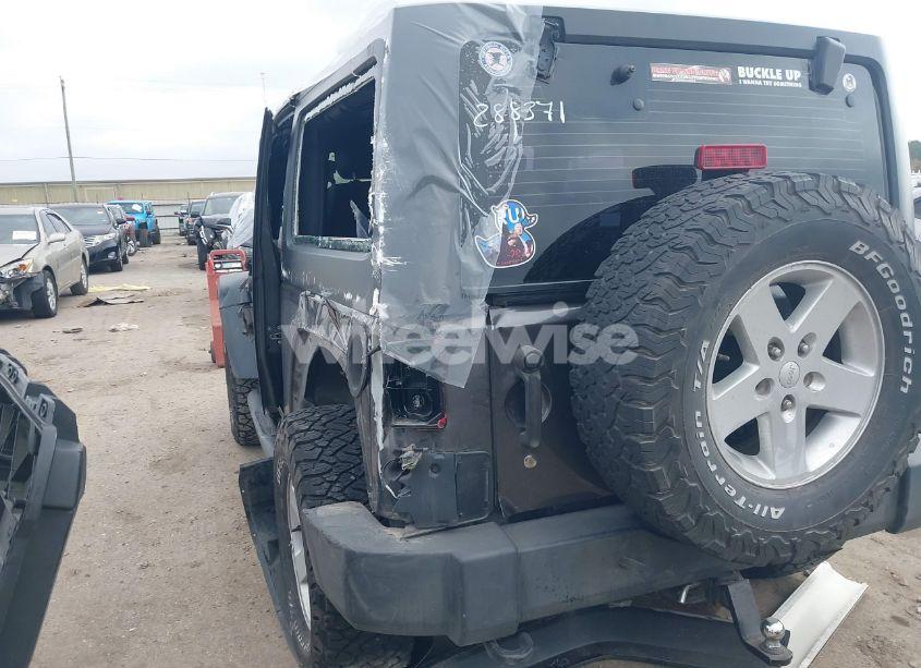 Photo 3 of 2014 Jeep Wrangler SPORT (VIN 1C4GJWAG7EL299230)