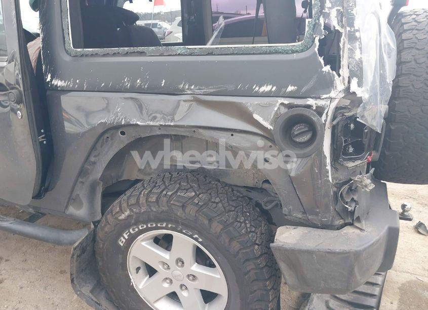 Photo 6 of 2014 Jeep Wrangler SPORT (VIN 1C4GJWAG7EL299230)