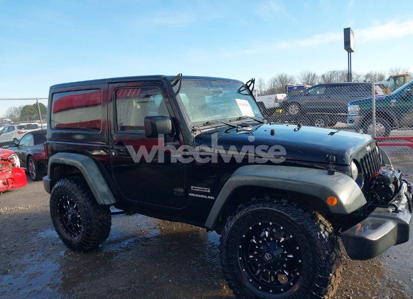 Photo 13 of 2013 Jeep Wrangler SPORT (VIN 1C4GJWAG8DL542560)