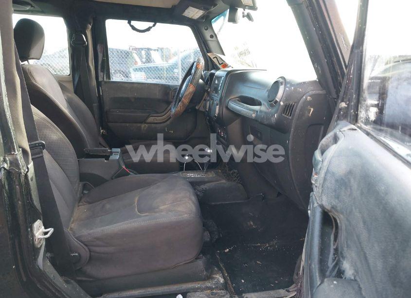 Photo 5 of 2013 Jeep Wrangler SPORT (VIN 1C4GJWAG8DL542560)