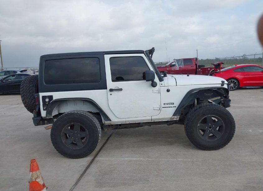 Photo 13 of 2013 Jeep Wrangler SPORT (VIN 1C4GJWAGXDL670251)