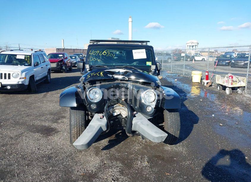 Photo 11 of 2014 Jeep Wrangler SAHARA (VIN 1C4GJWBG4EL257354)