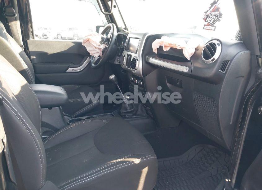 Photo 5 of 2014 Jeep Wrangler SAHARA (VIN 1C4GJWBG4EL257354)