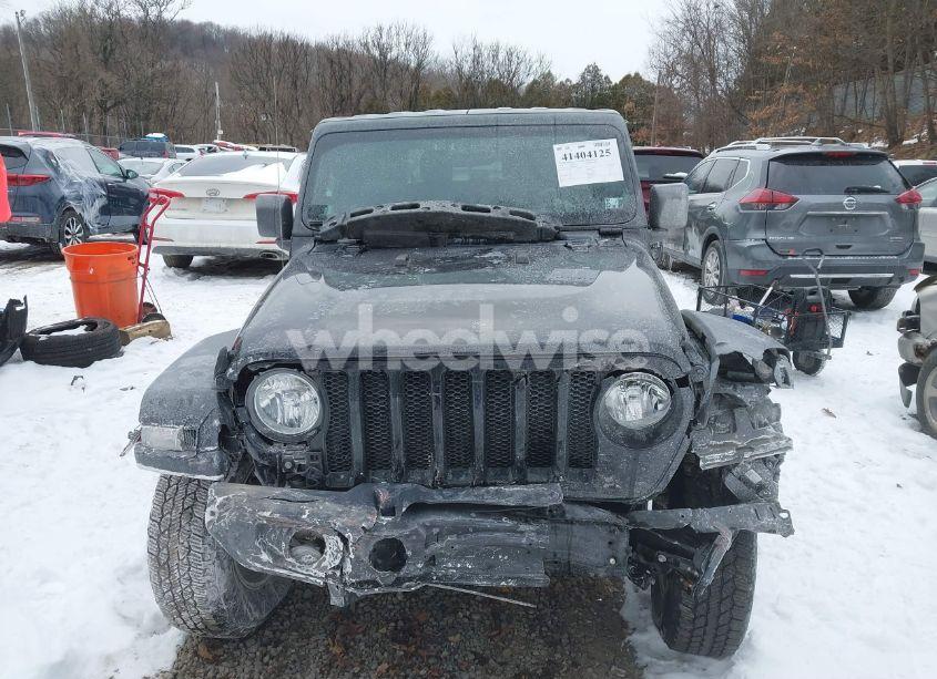 Photo 13 of 2020 Jeep Wrangler SPORT S 4X4 (VIN 1C4GJXAG1LW118348)