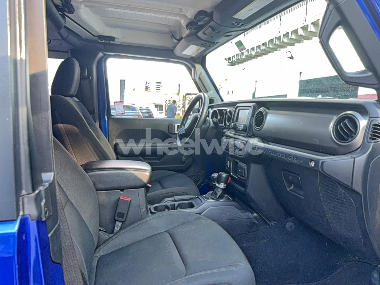 Photo 5 of 2018 JEEP WRANGLER SPORT (VIN 1C4GJXAG2JW280163)