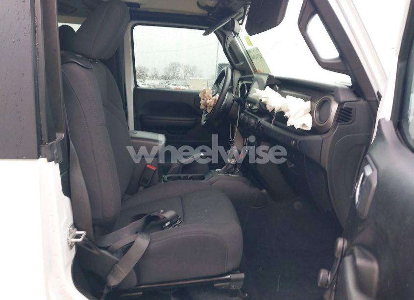 Photo 5 of 2020 Jeep Wrangler WILLYS SPORT 4X4 (VIN 1C4GJXAG2LW215543)