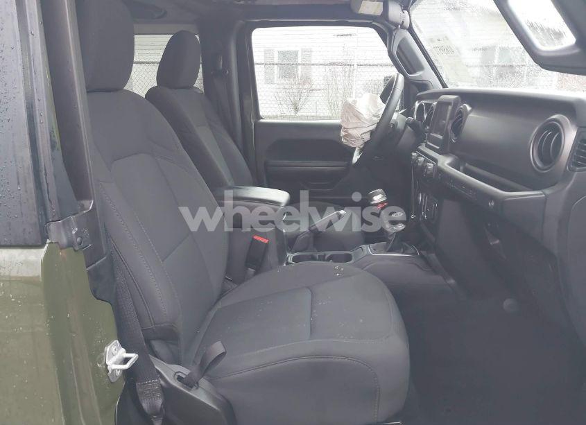 Photo 5 of 2022 Jeep Wrangler SPORT S 4X4 (VIN 1C4GJXAG2NW102307)