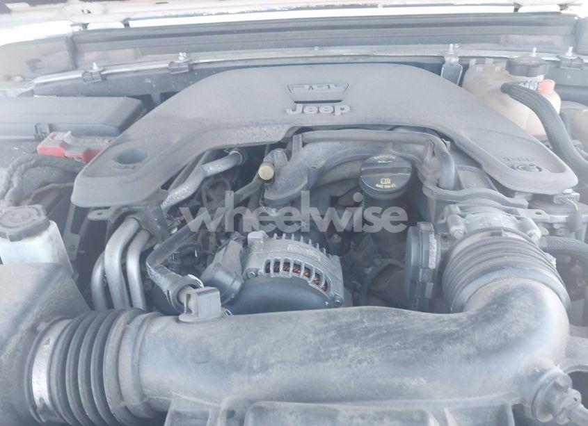 Photo 10 of 2019 Jeep Wrangler SPORT S 4X4 (VIN 1C4GJXAG3KW531712)