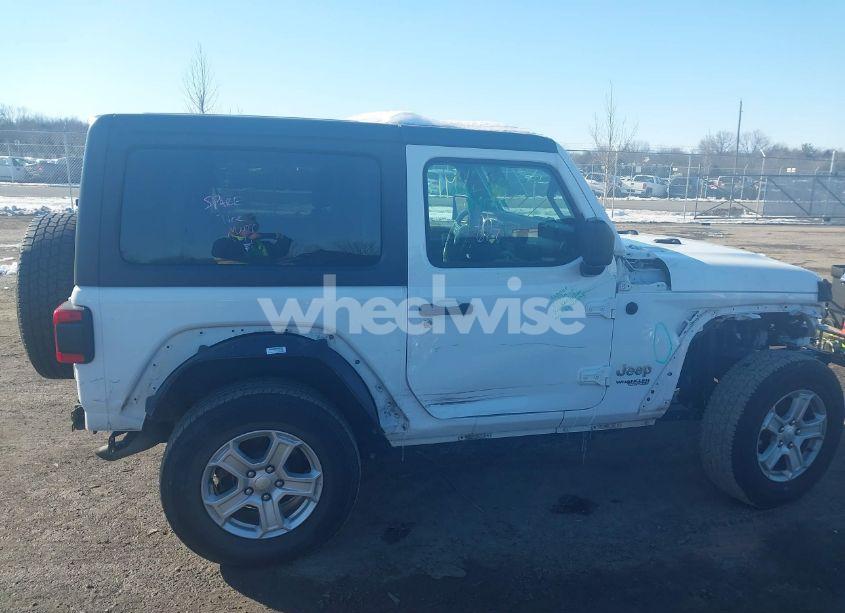 Photo 13 of 2019 Jeep Wrangler SPORT S 4X4 (VIN 1C4GJXAG3KW531712)