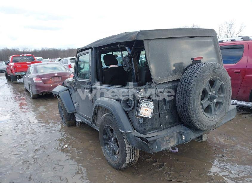 Photo 3 of 2018 Jeep Wrangler SPORT S 4X4 (VIN 1C4GJXAG4JW168920)