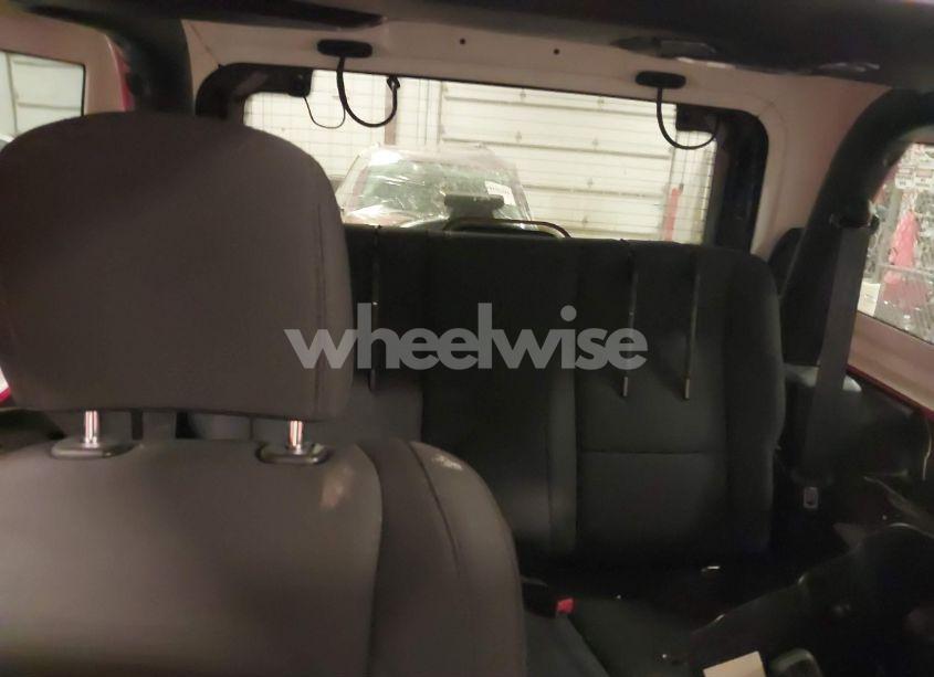 Photo 8 of 2019 Jeep Wrangler SPORT S 4X4 (VIN 1C4GJXAG4KW646013)