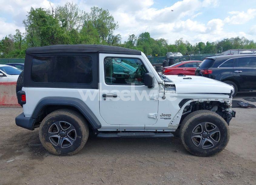 Photo 14 of 2018 Jeep Wrangler SPORT S 4X4 (VIN 1C4GJXAG8JW156172)