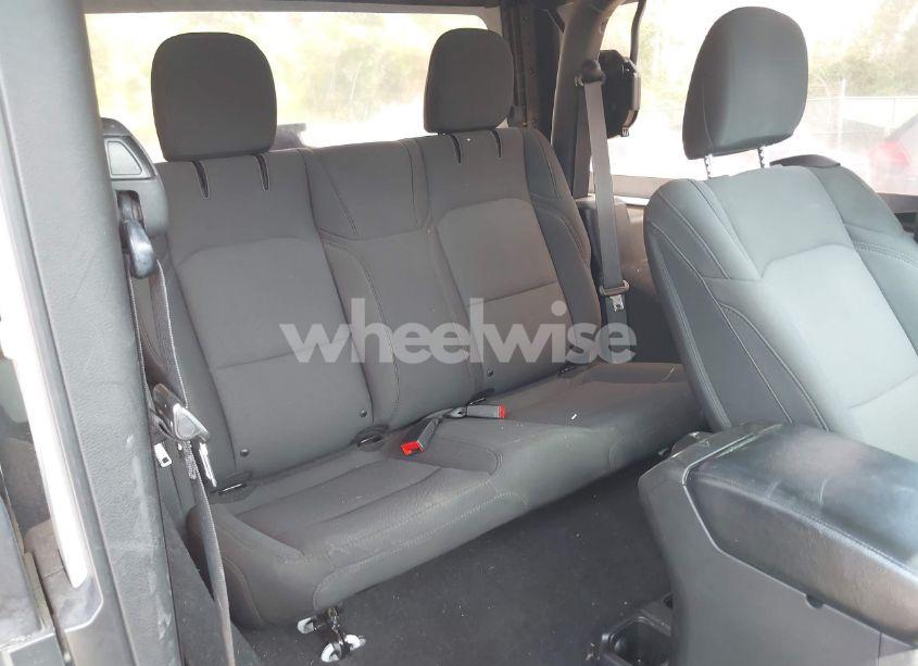 Photo 8 of 2018 Jeep Wrangler SPORT S 4X4 (VIN 1C4GJXAG8JW156172)