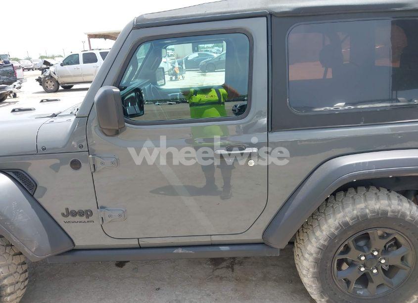 Photo 15 of 2022 Jeep Wrangler WILLYS SPORT 4X4 (VIN 1C4GJXAG8NW232480)