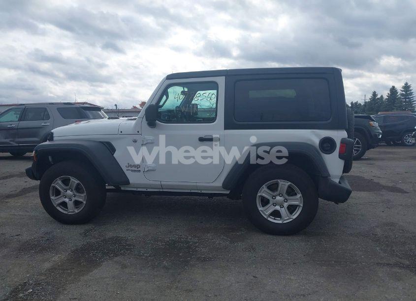 Photo 14 of 2020 Jeep Wrangler SPORT S 4X4 (VIN 1C4GJXAG9LW302422)