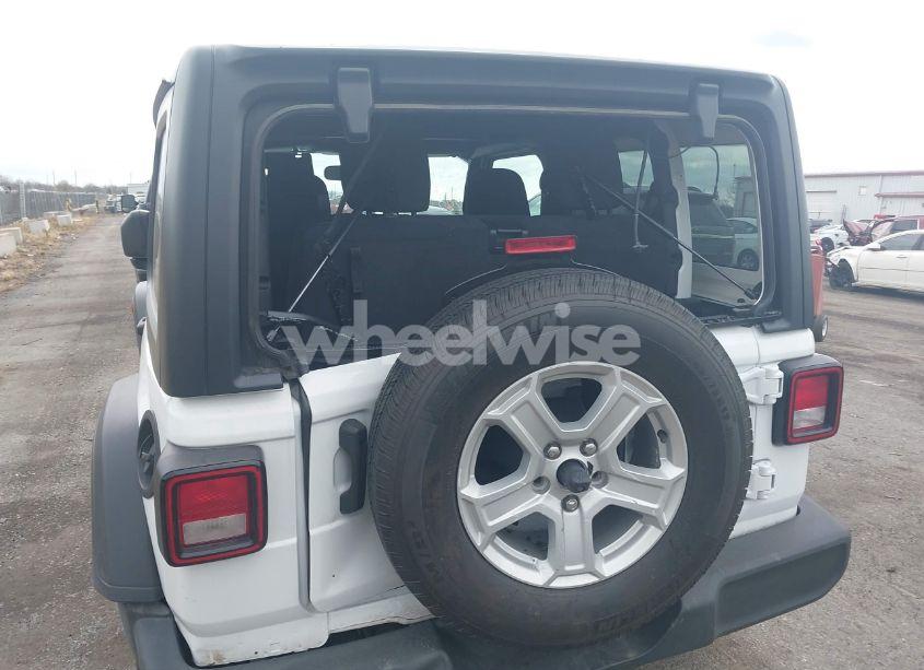 Photo 6 of 2020 Jeep Wrangler SPORT S 4X4 (VIN 1C4GJXAG9LW302422)