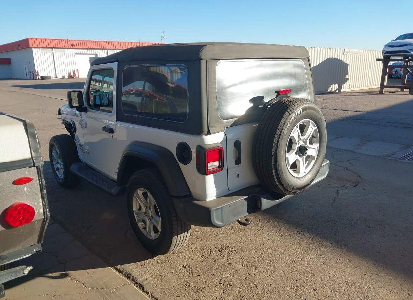 Photo 3 of 2018 Jeep Wrangler SPORT S 4X4 (VIN 1C4GJXAGXJW156223)