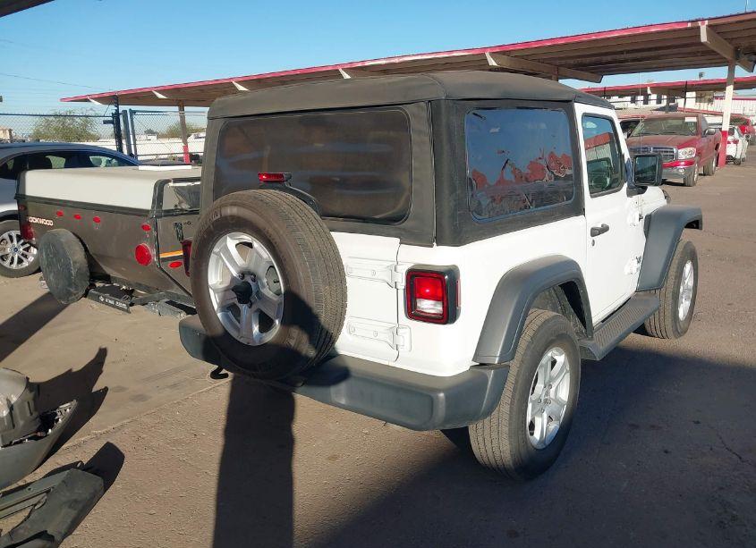 Photo 4 of 2018 Jeep Wrangler SPORT S 4X4 (VIN 1C4GJXAGXJW156223)