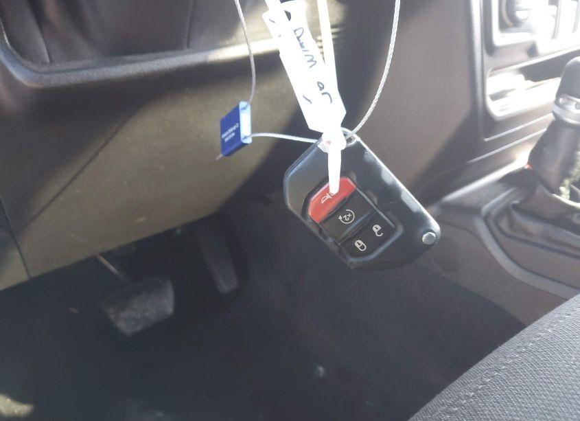 Photo 11 of 2018 Jeep Wrangler SPORT S 4X4 (VIN 1C4GJXAN0JW291970)