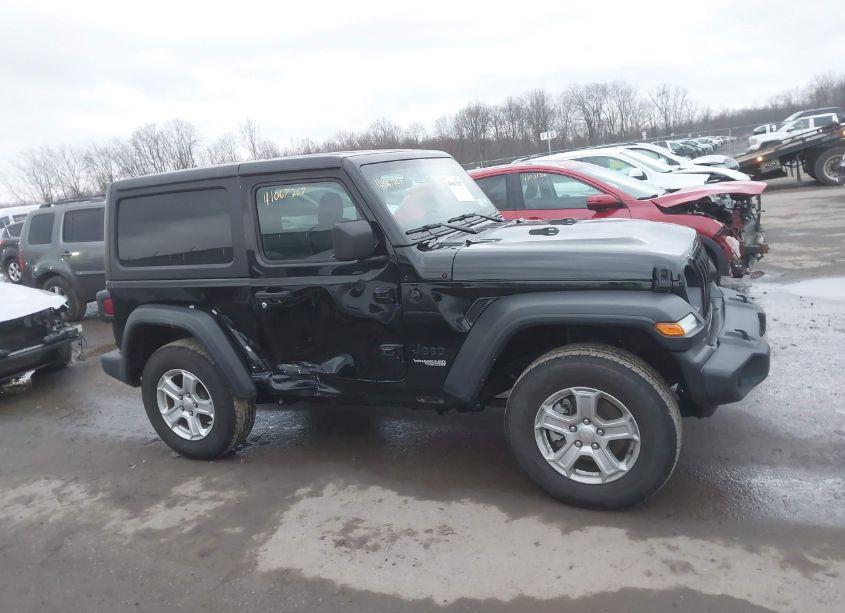 Photo 12 of 2021 Jeep Wrangler SPORT S 4X4 (VIN 1C4GJXAN0MW810200)