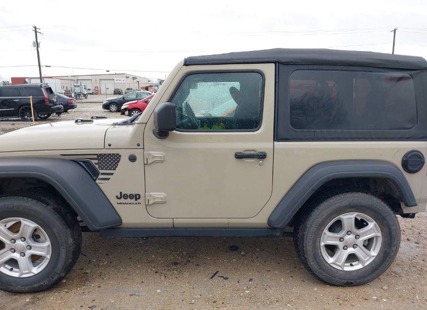 Photo 15 of 2022 Jeep Wrangler SPORT S 4X4 (VIN 1C4GJXAN0NW249935)