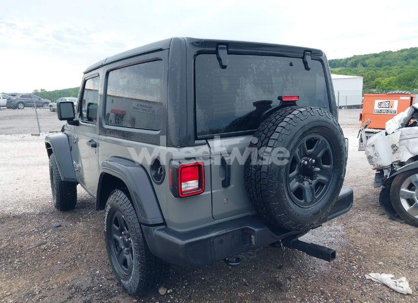 Photo 3 of 2018 Jeep Wrangler SPORT 4X4 (VIN 1C4GJXAN1JW263191)