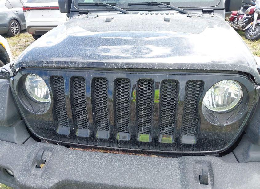 Photo 6 of 2022 Jeep Wrangler SPORT 4X4 (VIN 1C4GJXAN1NW254917)