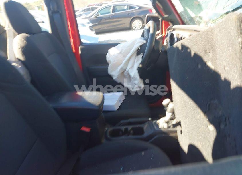 Photo 5 of 2018 Jeep Wrangler SPORT 4X4 (VIN 1C4GJXAN2JW263068)