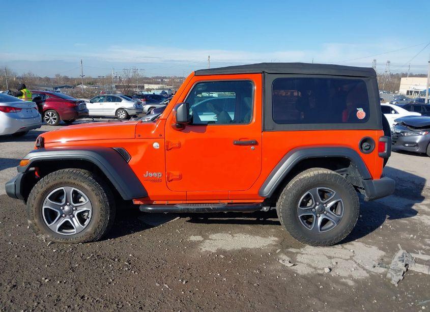 Photo 14 of 2018 Jeep Wrangler SPORT S 4X4 (VIN 1C4GJXAN3JW229933)