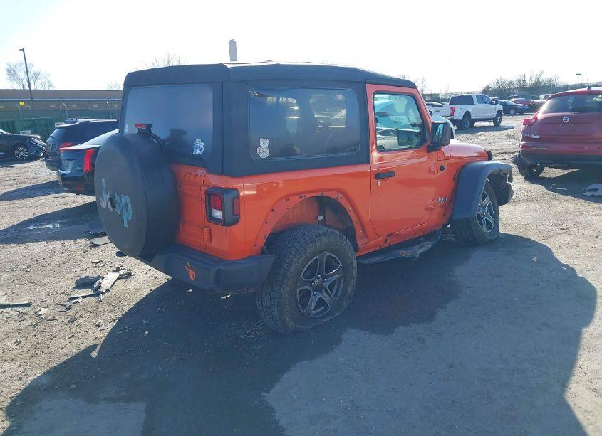 Photo 4 of 2018 Jeep Wrangler SPORT S 4X4 (VIN 1C4GJXAN3JW229933)