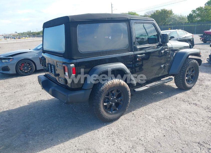 Photo 4 of 2021 Jeep Wrangler WILLYS 4X4 (VIN 1C4GJXAN7MW796019)