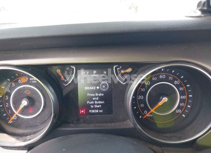 Photo 7 of 2018 Jeep Wrangler SPORT S 4X4 (VIN 1C4GJXAN8JW290064)