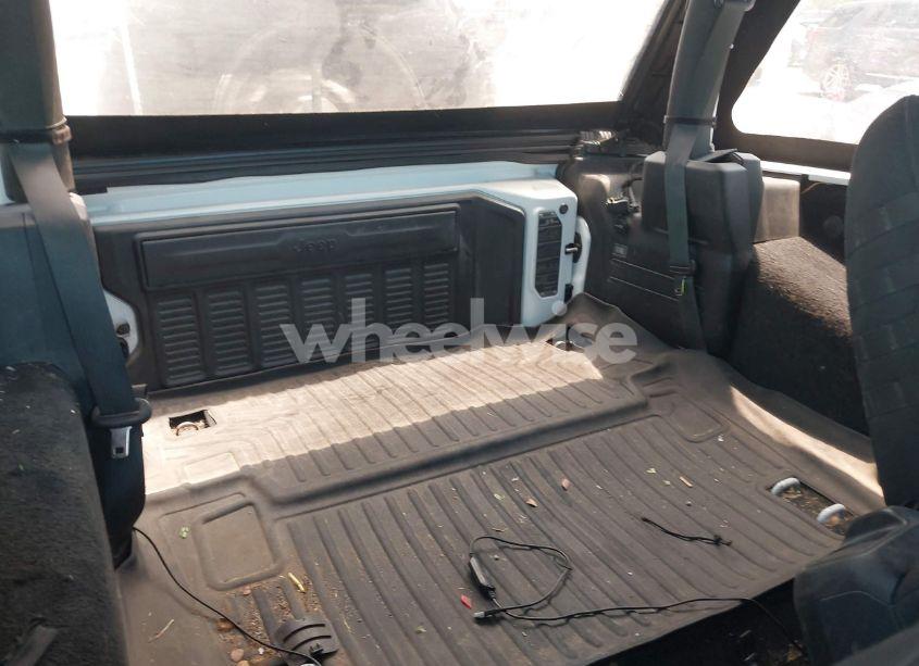 Photo 8 of 2018 Jeep Wrangler SPORT S 4X4 (VIN 1C4GJXAN8JW302519)