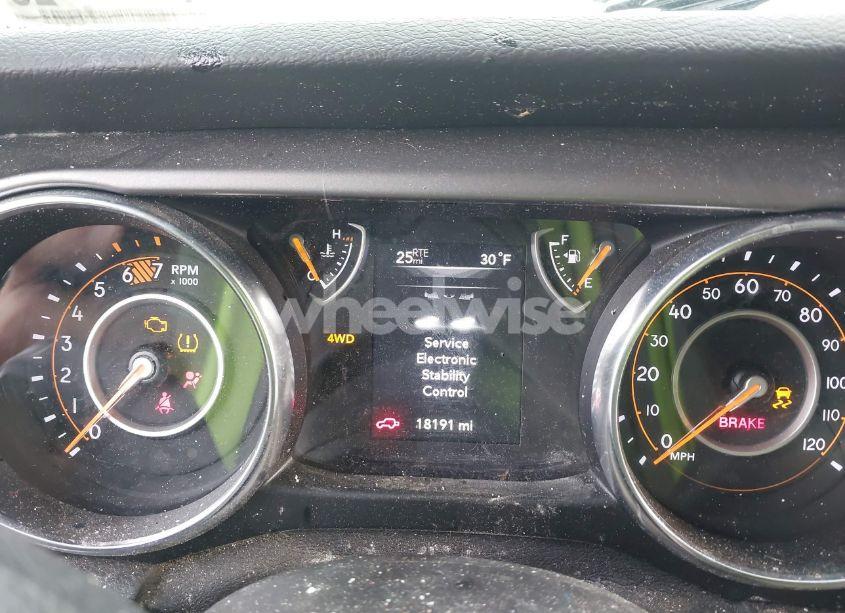 Photo 15 of 2021 Jeep Wrangler SPORT 4X4 (VIN 1C4GJXAN9MW768559)