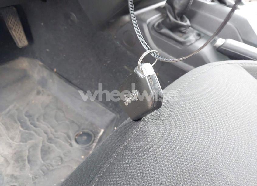 Photo 11 of 2018 Jeep Wrangler SPORT S 4X4 (VIN 1C4GJXANXJW189849)