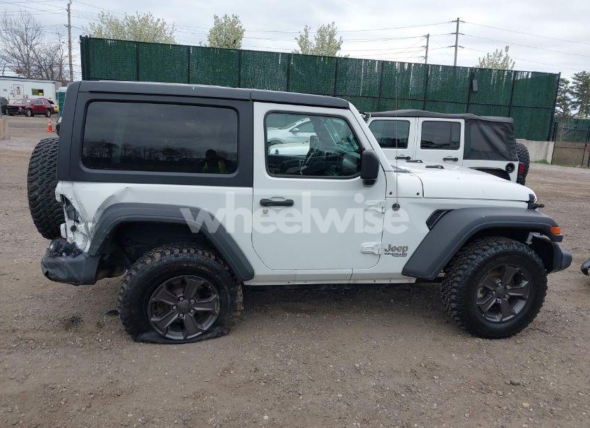 Photo 13 of 2018 Jeep Wrangler SPORT S 4X4 (VIN 1C4GJXANXJW189849)