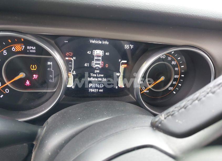 Photo 15 of 2018 Jeep Wrangler SPORT S 4X4 (VIN 1C4GJXANXJW189849)