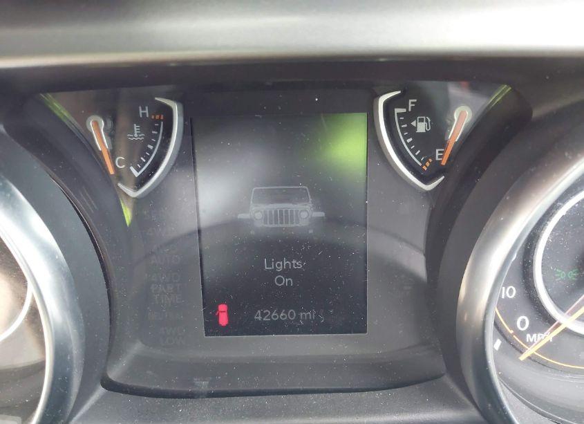 Photo 7 of 2021 Jeep Wrangler SPORT 4X4 (VIN 1C4GJXANXMW660063)